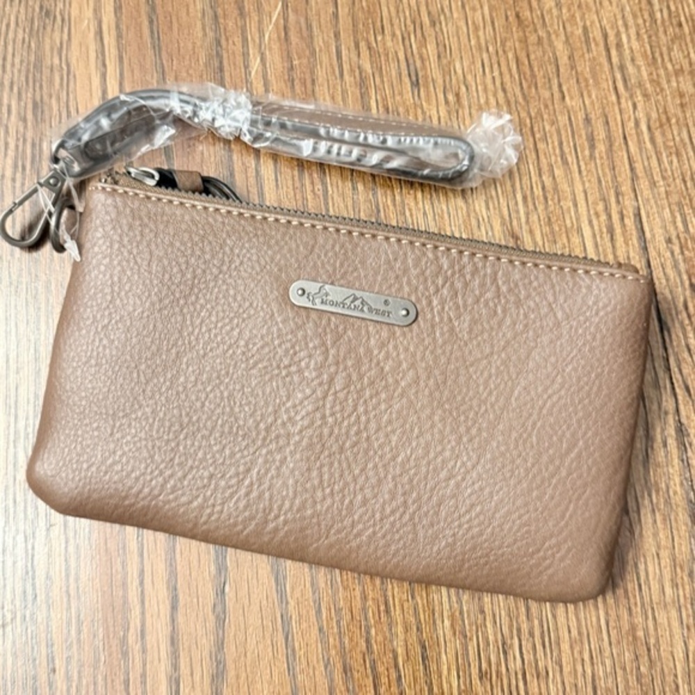 Montana West Wristlet Clutch NEW!